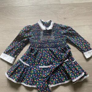 Vintage Floral Long Sleeve Dress with Lace Trim